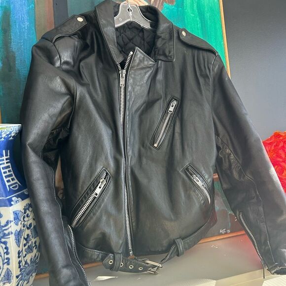 Vintage Black Leather Jacket - Picture 11 of 16